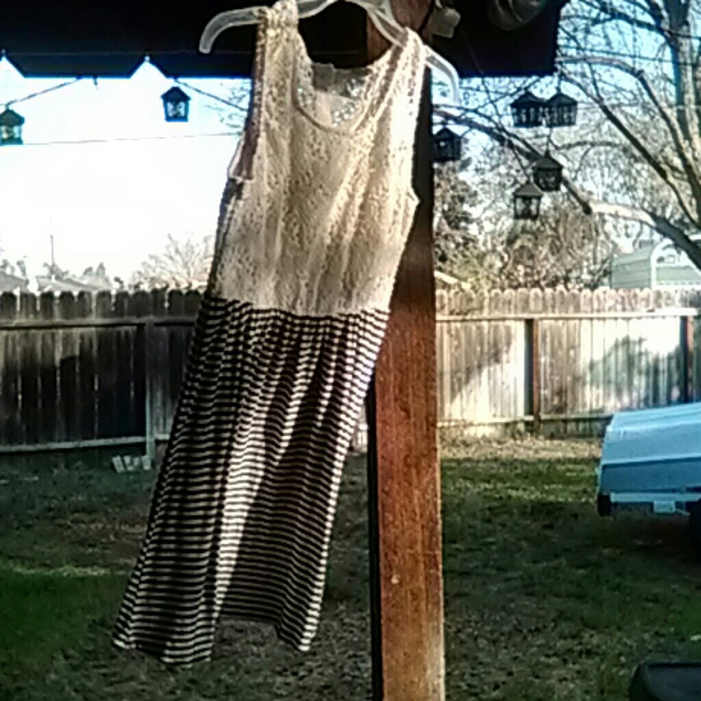 Juniors Spring Dress Navy/Cream